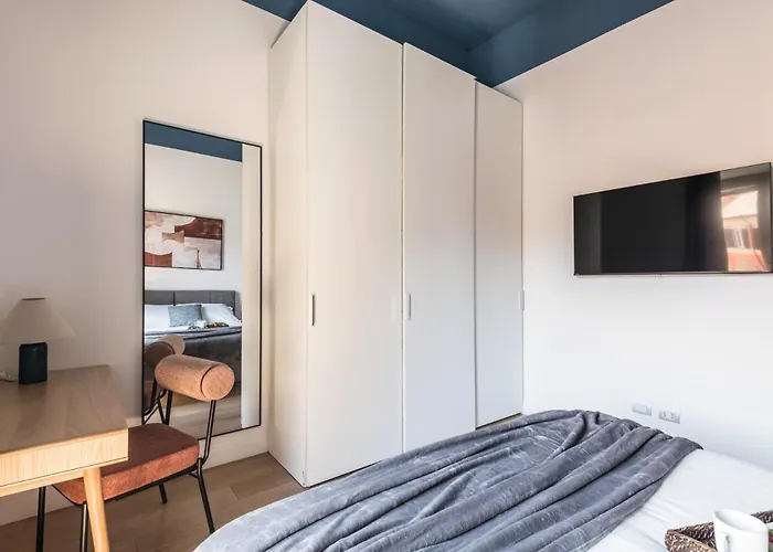 The Rent - Bright One-bedroom In Via Del Tritone * רומא