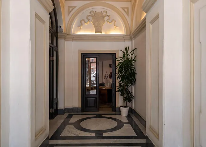 דירה The Rent - Bright One-bedroom In Via Del Tritone *