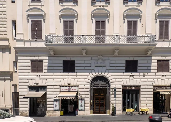 The Rent - Bright One-bedroom In Via Del Tritone * רומא